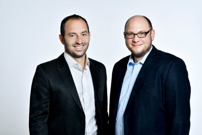 Nikola Nikolov und Marvin Geilich, Geschäftsführer von NIKKUS Digital Solutions. Weiterer Text über ots und www.presseportal.de/nr/143282 / Die Verwendung dieses Bildes ist für redaktionelle Zwecke honorarfrei. Veröffentlichung bitte unter Quellenangabe: