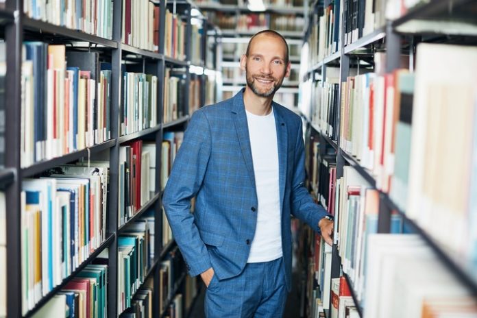 Prof. Dr. Matthias Johannes Bauer Weiterer Text über ots und www.presseportal.de/nr/145910 / Die Verwendung dieses Bildes ist für redaktionelle Zwecke honorarfrei. Veröffentlichung bitte unter Quellenangabe: